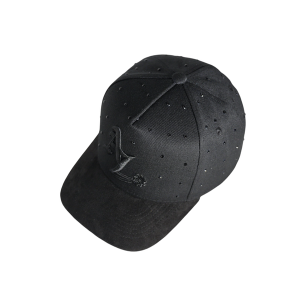 TRIPLE BLACK SNAPBACK